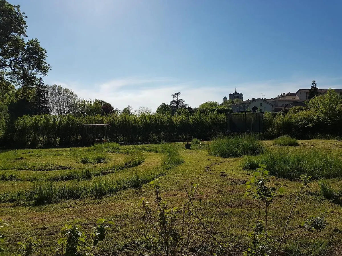 LE SECRET DU CHEMIN confort, détente et loisirs Ars-sur-Formans Hébergement de vacances