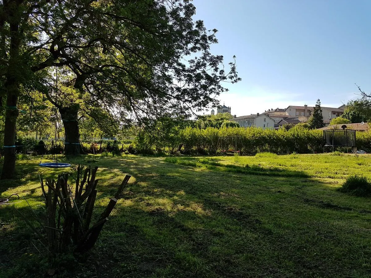 LE SECRET DU CHEMIN confort, détente et loisirs Ars-sur-Formans